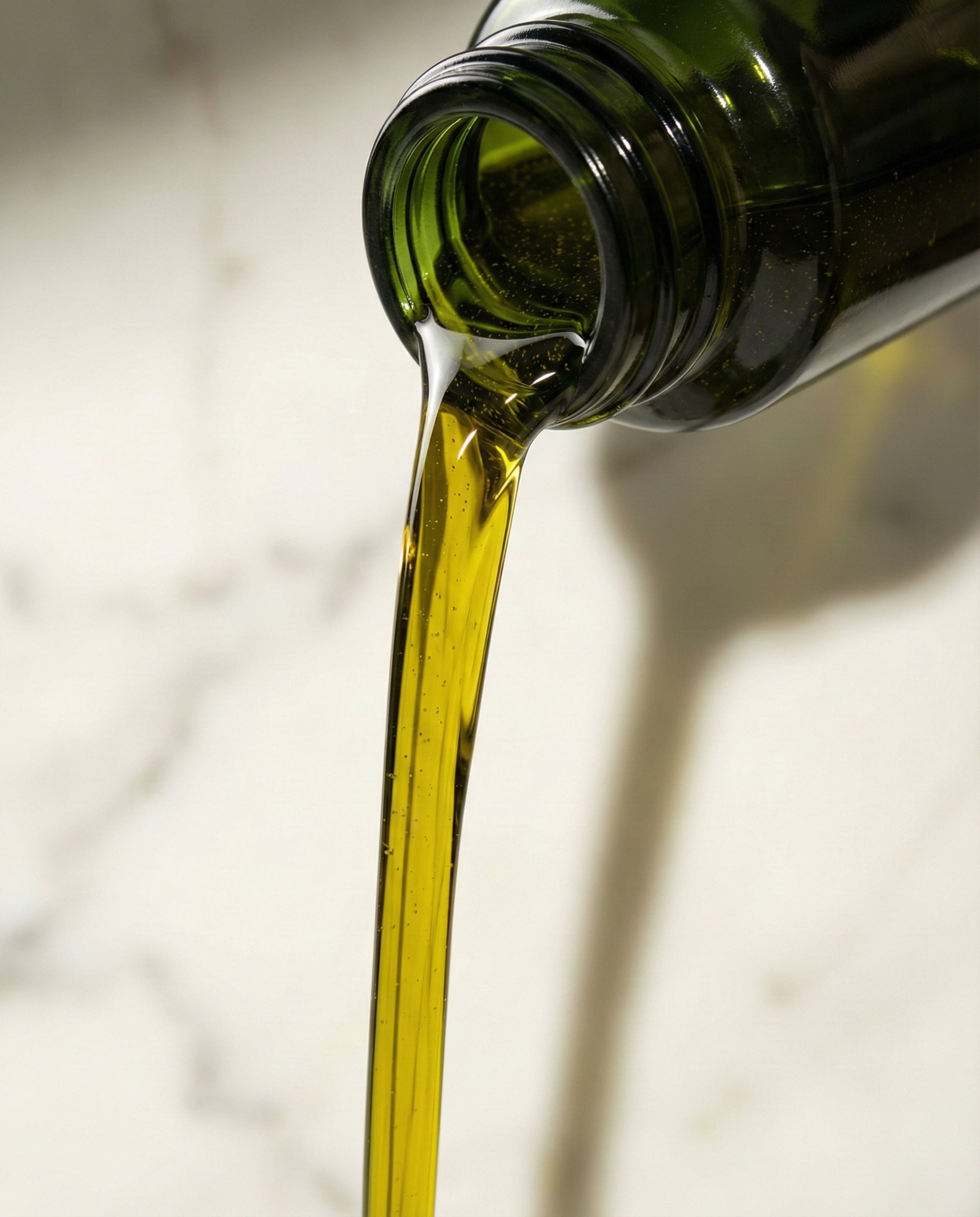 Poba olive oil pour